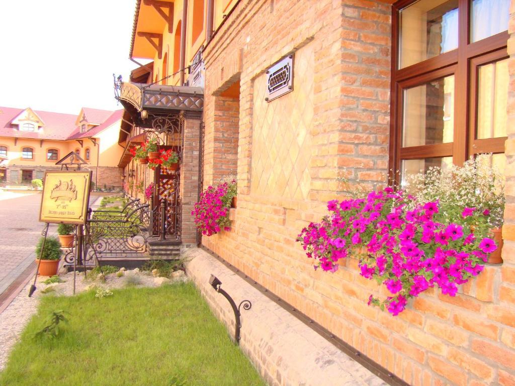 Ungvarskiy Thermal Hotel Extérieur photo